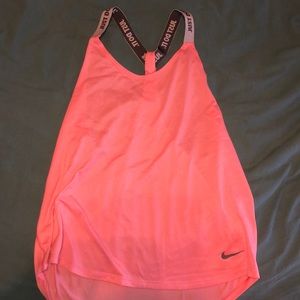 Nike workout top